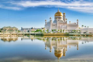Omar Ali Saifuddin Mosque 3